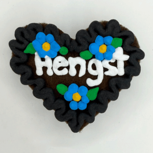 Original Münchner Wiesn-Filzherz "Hengst" - schwarzer Rand, himmelblaue Blumen