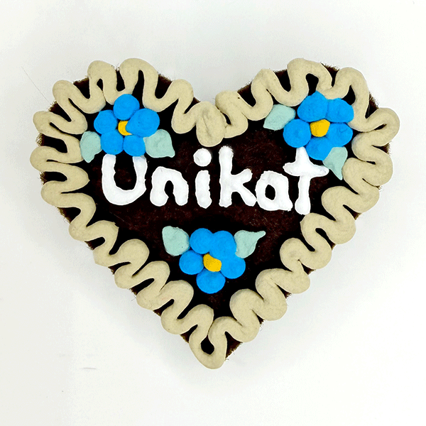 Original Münchner Wiesn-Filzherz "Unikat" - beiger Rand, himmelblaue Blumen