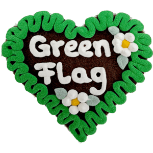 Original Münchner Filzherz "Green Flag" - grüner Rand, weiße Blumen